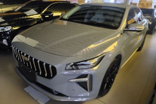 Gebrauchter Geely Auto Preface 2024 Zhiqing 1.5TD Galaxy Edition