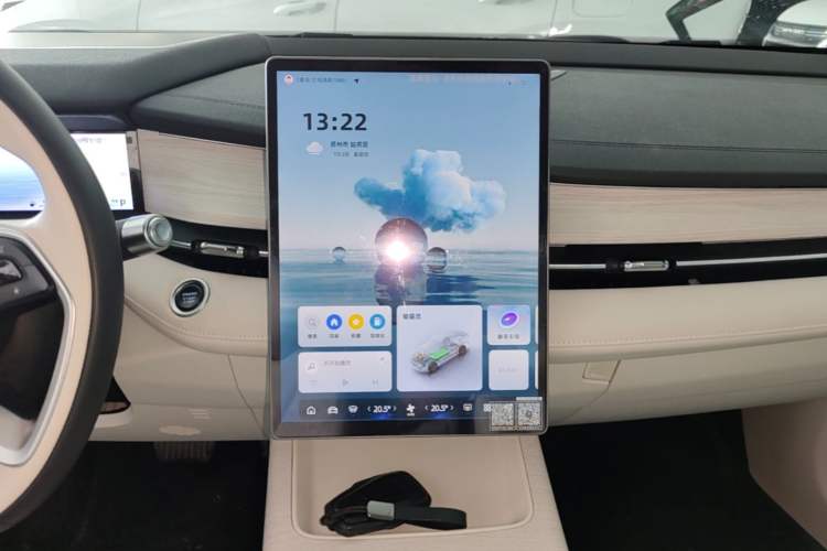Used Geely Auto Preface 2024 Zhiqing 1.5TD Xingyun Edition Audio And AC Panel