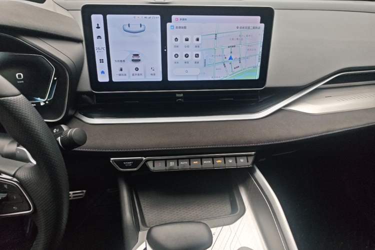 Used Geely Auto Preface 2024 2.0TD Xiaohan Edition Audio And AC Panel