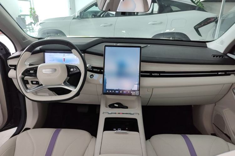 Used Geely Auto Preface 2024 Zhiqing 1.5TD Xingyun Edition Center Console