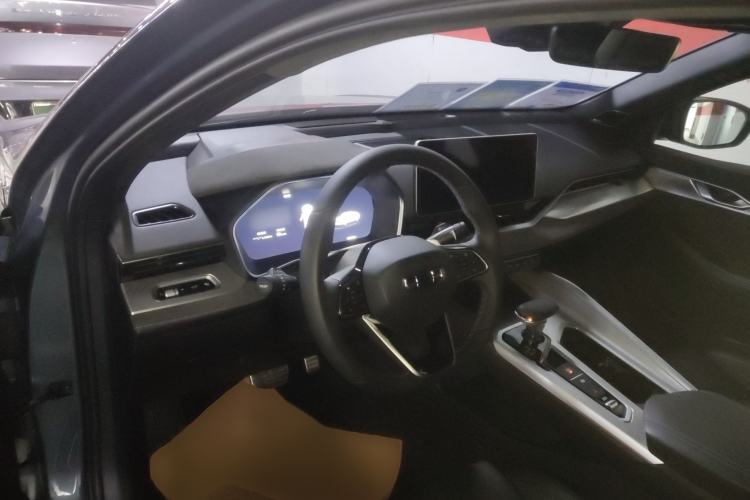 Used Geely Auto Preface 2024 2.0TD Qingyun Edition Center Console