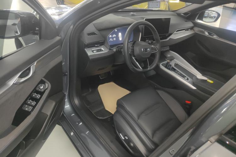 Used Geely Auto Preface 2024 2.0TD Qingyun Edition Driver Seat