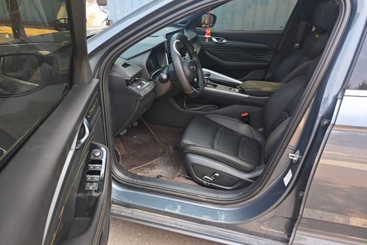 Used Geely Auto Preface 2024 1.5TD Dragon Edition Driver Seat