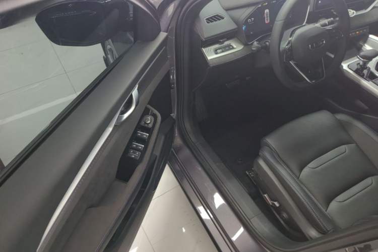 Used Geely Auto Preface 2024 2.0TD Qingyun Edition Driver Seat