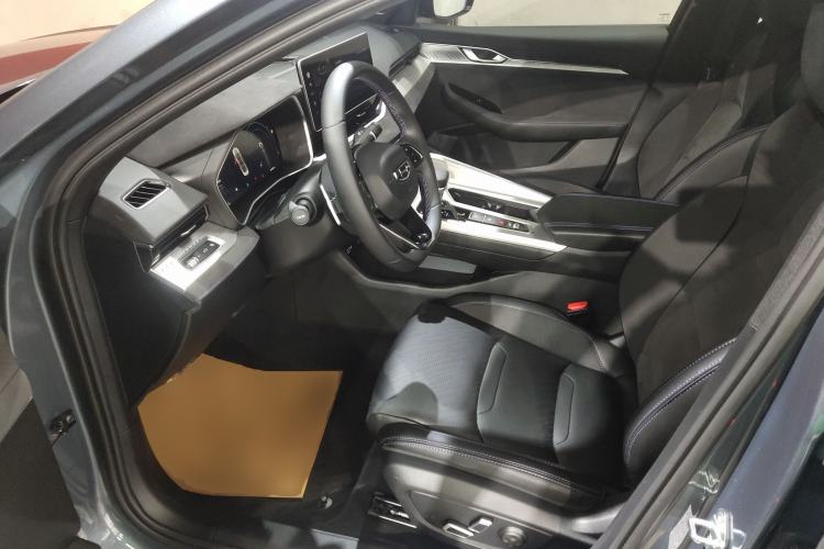 Used Geely Auto Preface 2024 2.0TD Qingyun Edition Driver Seat