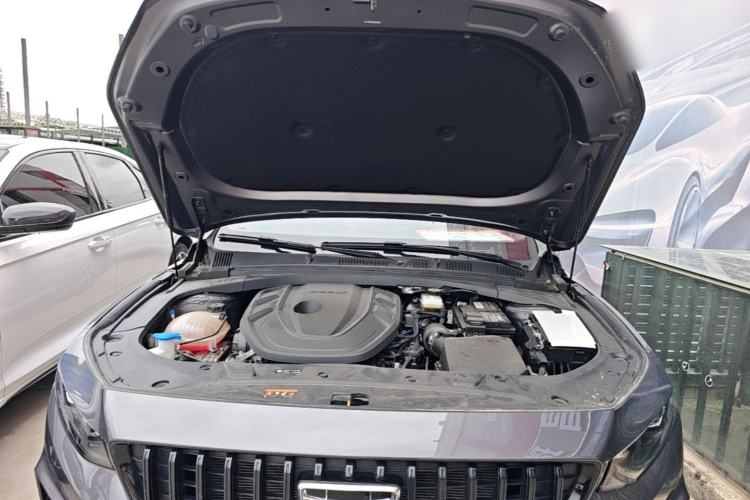 Used Geely Auto Preface 2024 2.0TD Qingyun Edition Engine Bay