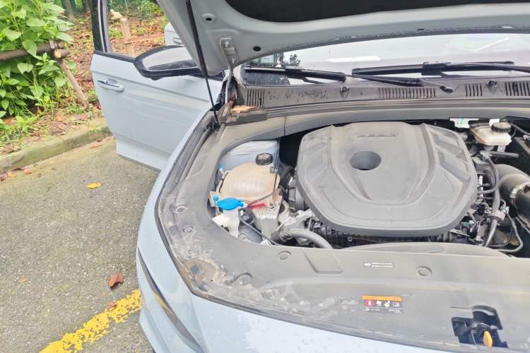 Used Geely Auto Preface 2024 2.0TD Xiaohan Edition Engine Bay Right