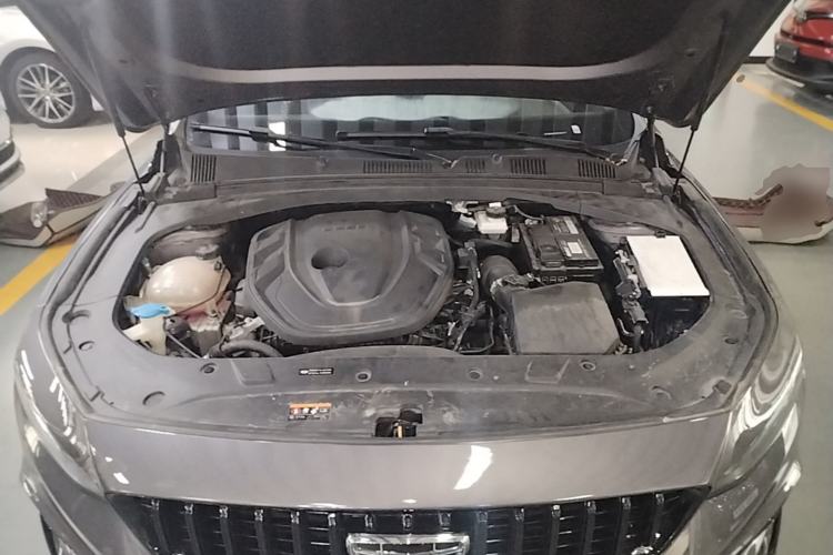 Used Geely Auto Preface 2024 2.0TD Qingyun Edition Engine Bay