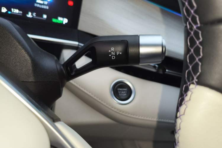 Used Geely Auto Preface 2024 Zhiqing 1.5TD Tiangong Edition Gear Lever