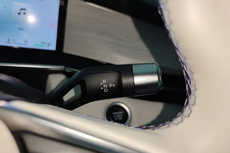 Used Geely Auto Preface 2024 Zhiqing 1.5TD Xingyun Edition Gear Lever