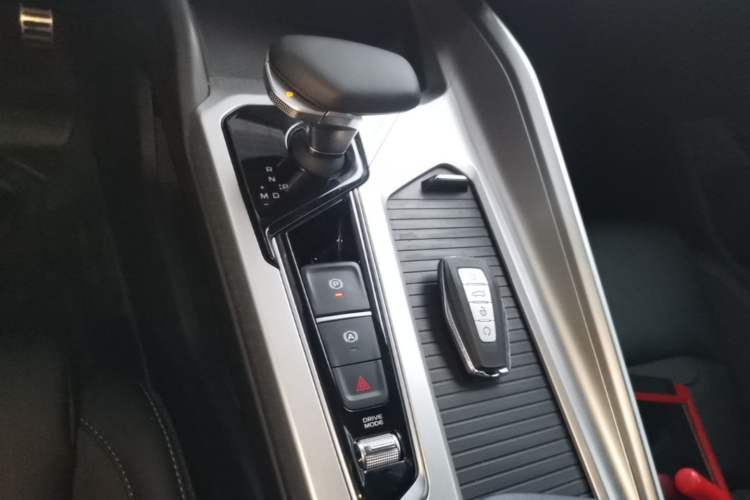 Used Geely Auto Preface 2024 2.0TD Qingyun Edition Gear Lever