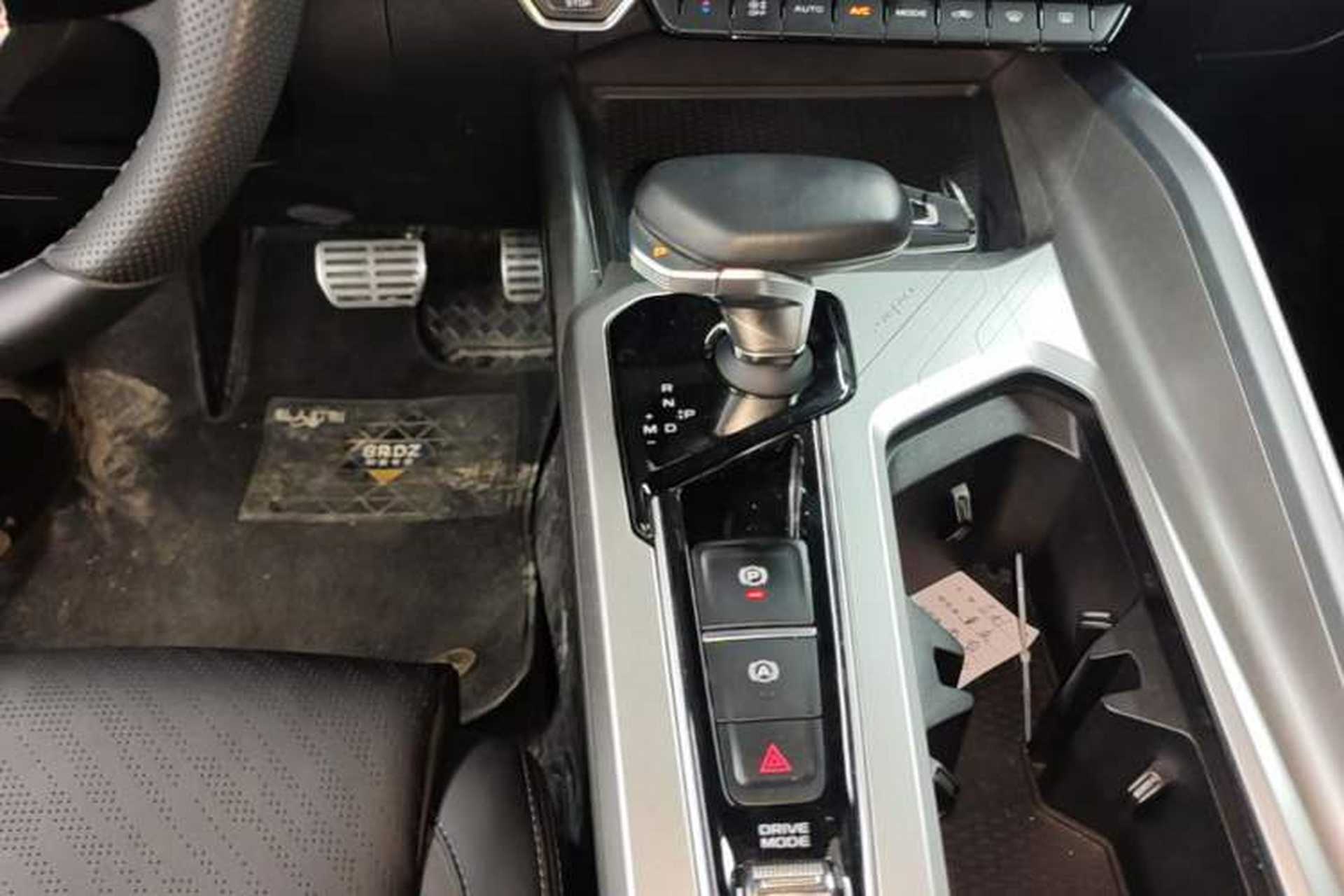 Used Geely Auto Preface 2024 2.0TD Xiaohan Edition Gear Lever
