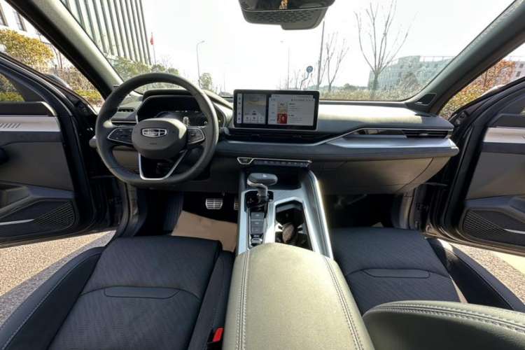 Used Geely Auto Preface 2024 2.0TD Qingyun Edition Interior 1