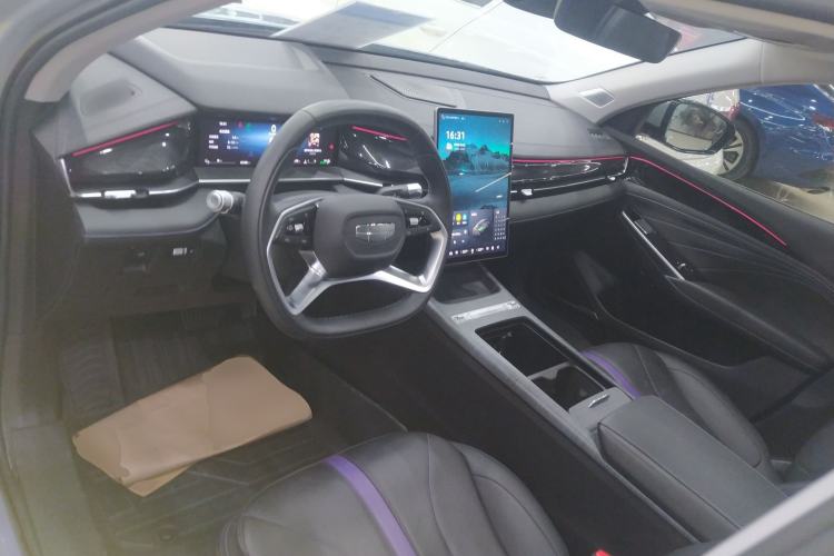 Used Geely Auto Preface 2024 Zhiqing 1.5TD Galaxy Edition Interior 2