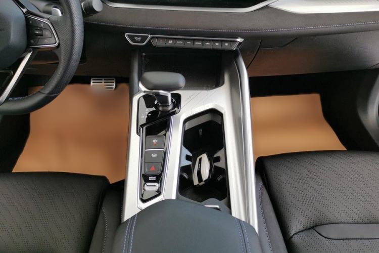 Used Geely Auto Preface 2024 2.0TD Xiaohan Edition Interior 5
