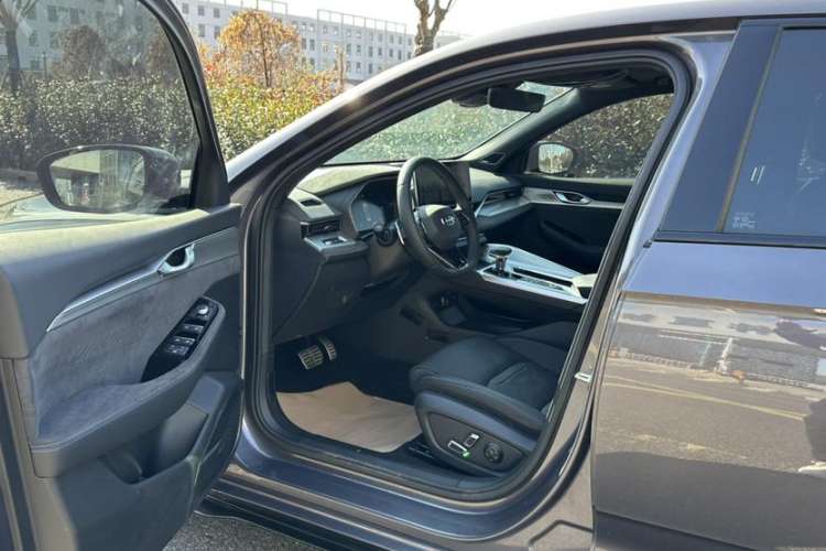 Used Geely Auto Preface 2024 2.0TD Qingyun Edition Interior 5