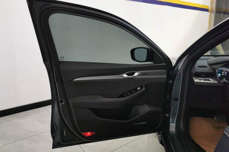Used Geely Auto Preface 2024 2.0TD Xiaohan Edition Interior 9