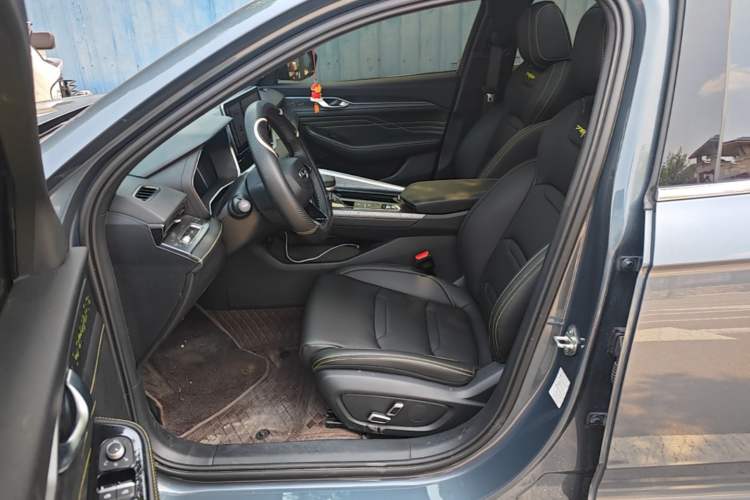 Used Geely Auto Preface 2024 1.5TD Dragon Edition Left Front Seat