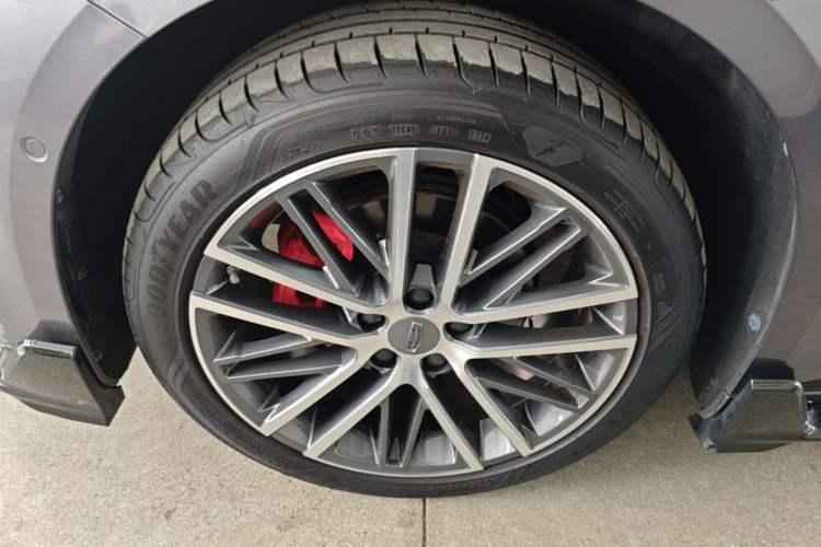 Used Geely Auto Preface 2024 2.0TD Qingyun Edition Left Front Wheel Hub