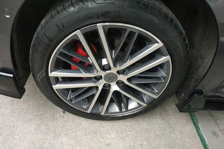 Used Geely Auto Preface 2024 2.0TD Qingyun Edition Left Front Wheel Hub
