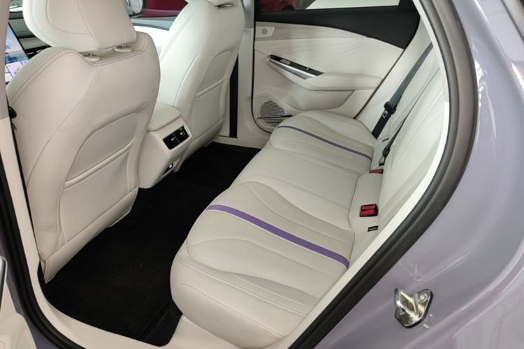 Used Geely Auto Preface 2024 Zhiqing 1.5TD Xingyun Edition Left Rear Seat