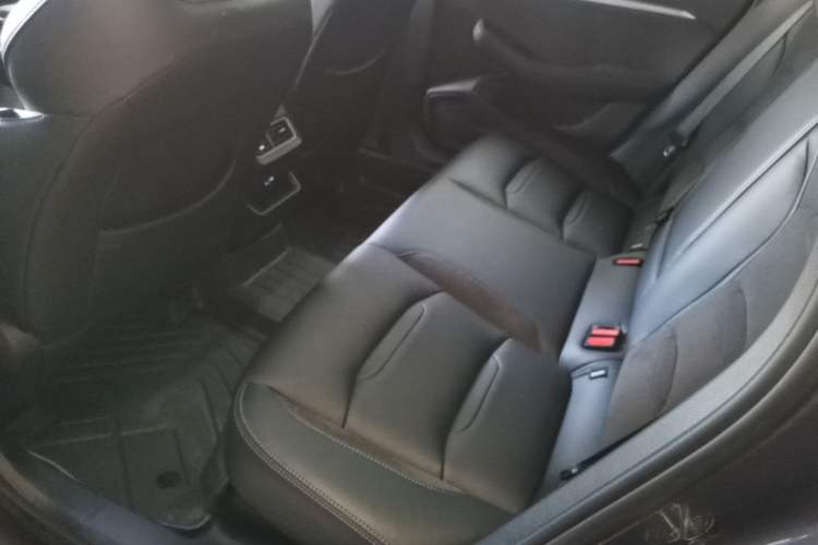 Used Geely Auto Preface 2024 2.0TD Qingyun Edition Left Rear Seat