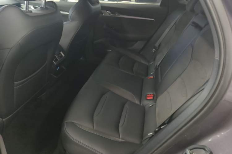 Used Geely Auto Preface 2024 2.0TD Qingyun Edition Left Rear Seat