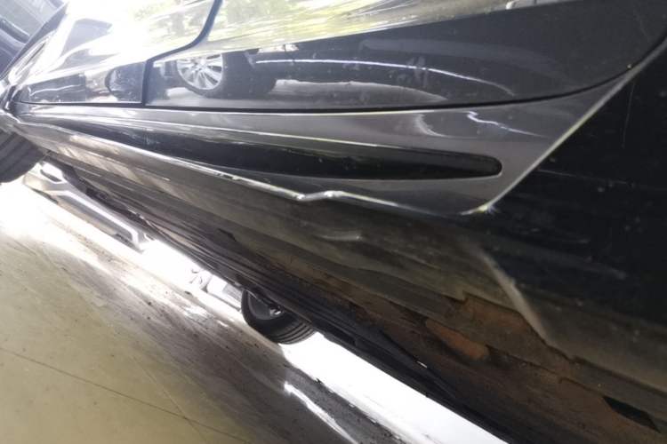 Used Geely Auto Preface 2024 2.0TD Qingyun Edition Left Side Sill
