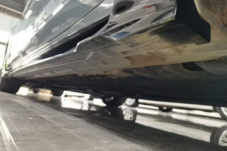 Used Geely Auto Preface 2024 2.0TD Qingyun Edition Left Side Sill