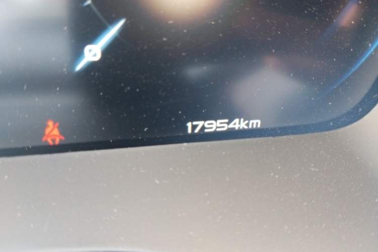 Used Geely Auto Preface 2024 2.0TD Qingyun Edition Odometer Close Up