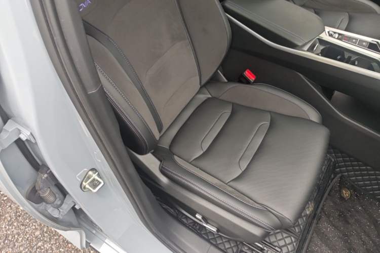 Used Geely Auto Preface 2024 2.0TD Xiaohan Edition Right Front Seat