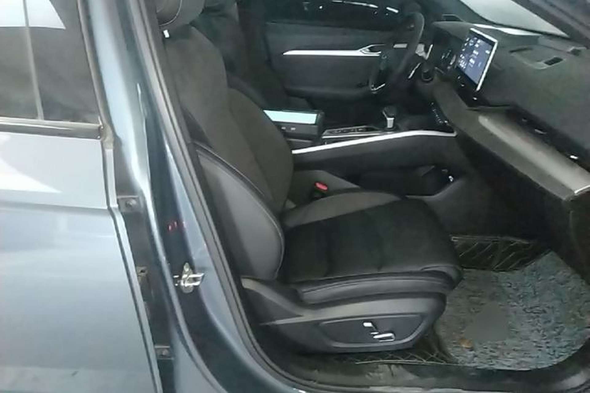 Used Geely Auto Preface 2024 2.0TD Qingyun Edition Right Front Seat
