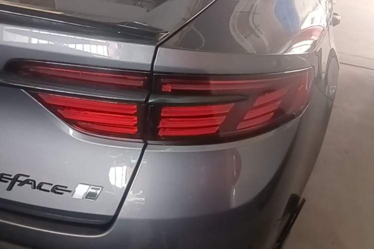 Used Geely Auto Preface 2024 2.0TD Qingyun Edition Right Rear Taillight