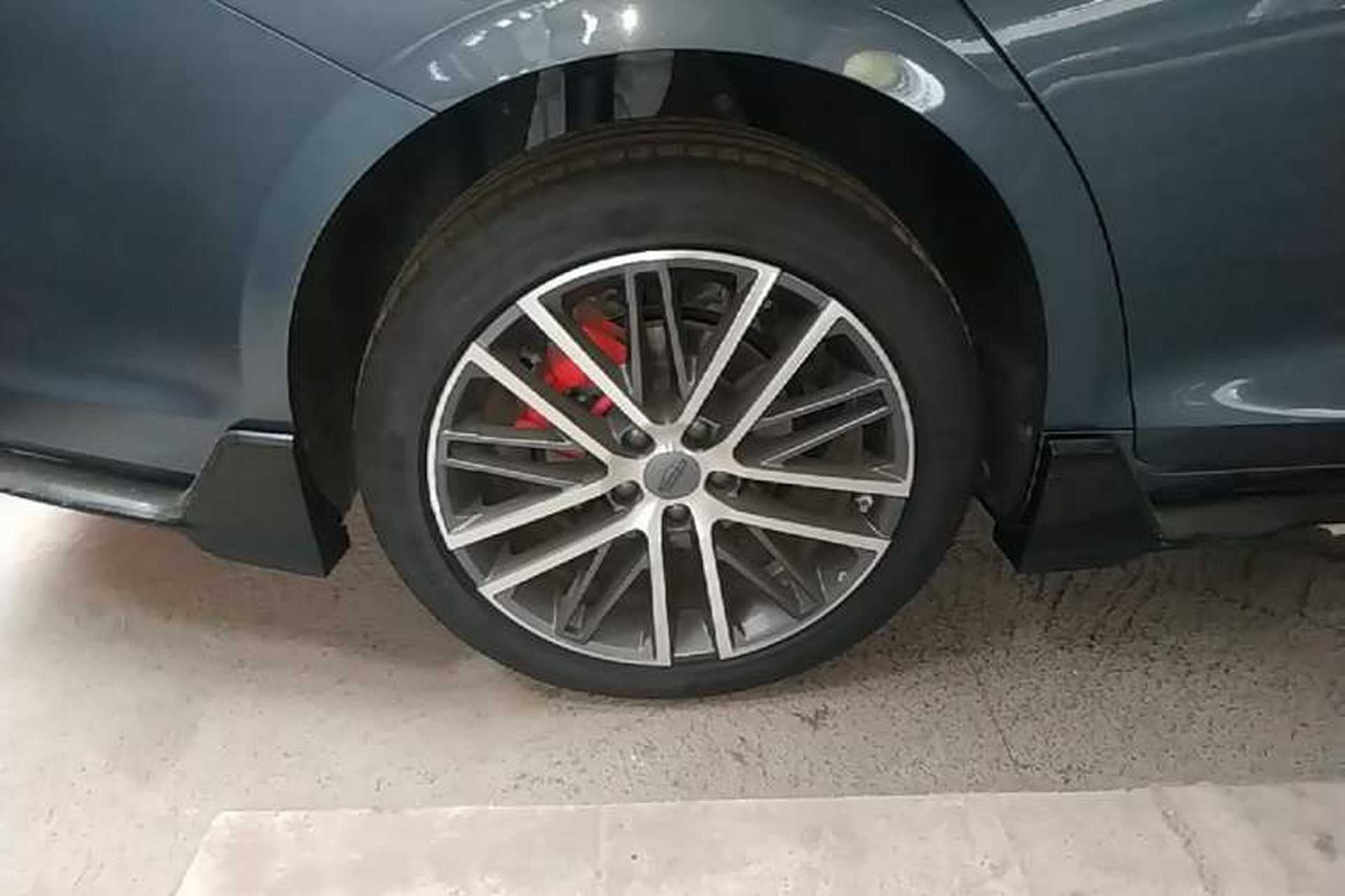 Used Geely Auto Preface 2024 2.0TD Qingyun Edition Right Rear Wheel Hub