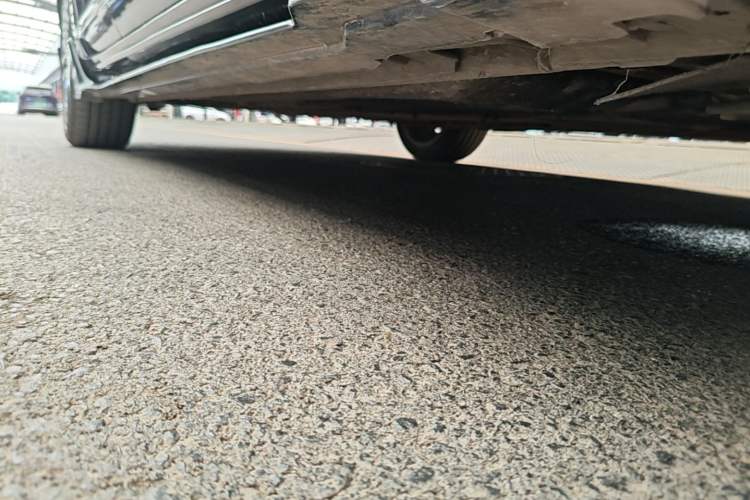 Used Geely Auto Preface 2024 2.0TD Xiaohan Edition Right Side Sill