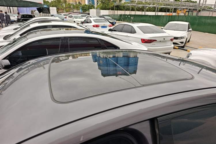 Used Geely Auto Preface 2024 2.0TD Qingyun Edition Roof