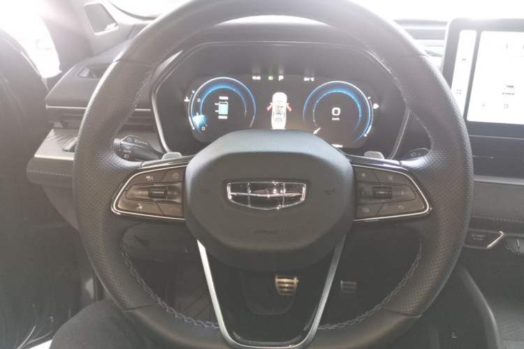 Used Geely Auto Preface 2024 2.0TD Qingyun Edition Steering Wheel