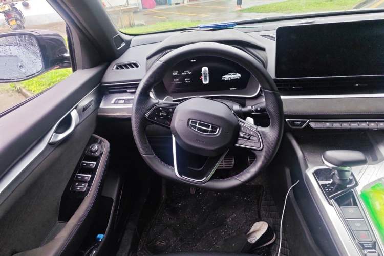 Used Geely Auto Preface 2024 2.0TD Xiaohan Edition Steering Wheel