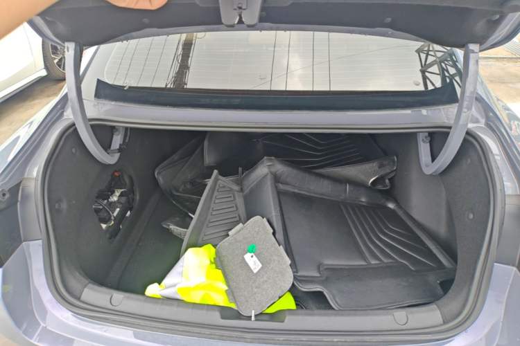 Used Geely Auto Preface 2024 Zhiqing 1.5TD Tiangong Edition Trunk