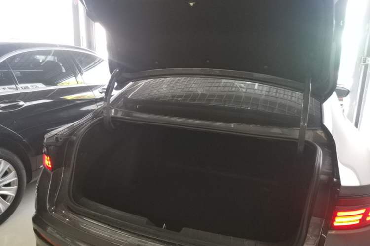 Used Geely Auto Preface 2024 2.0TD Qingyun Edition Trunk