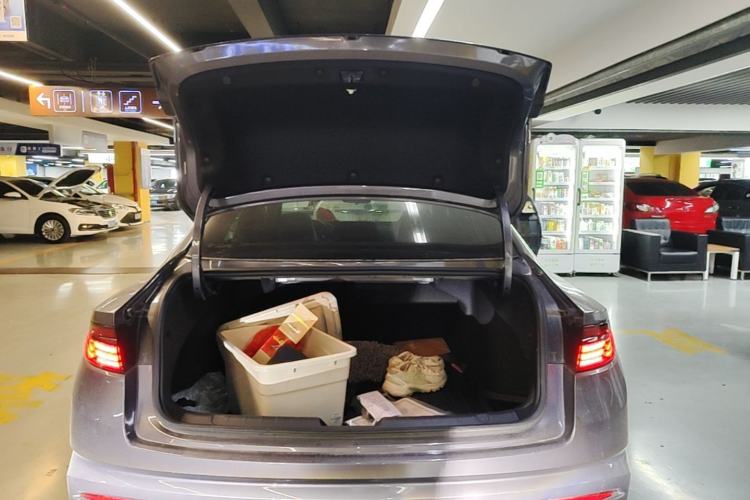 Used Geely Auto Preface 2024 2.0TD Qingyun Edition Trunk