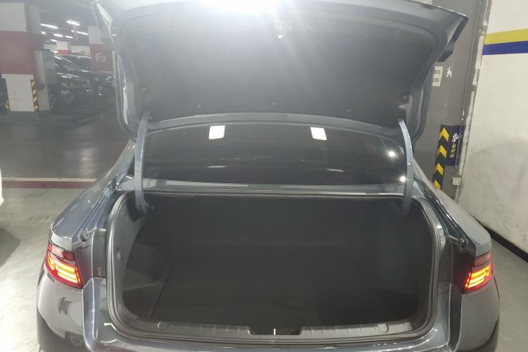 Used Geely Auto Preface 2024 2.0TD Qingyun Edition Trunk