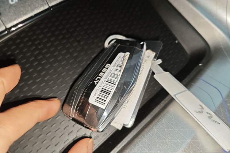 Used Geely Auto Preface 2024 2.0TD Qingyun Edition Vehicle Key