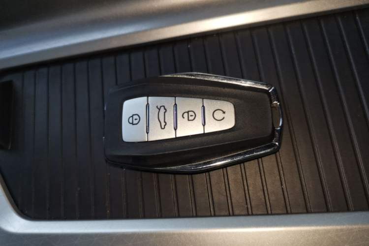 Used Geely Auto Preface 2024 2.0TD Qingyun Edition Vehicle Key