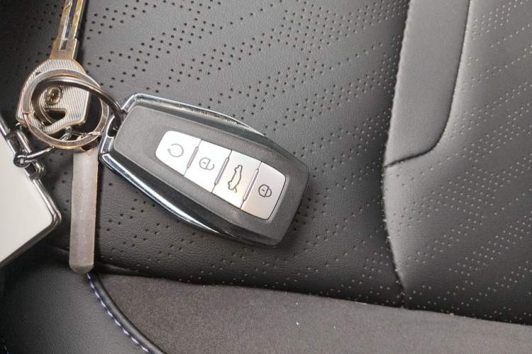 Used Geely Auto Preface 2024 2.0TD Qingyun Edition Vehicle Key