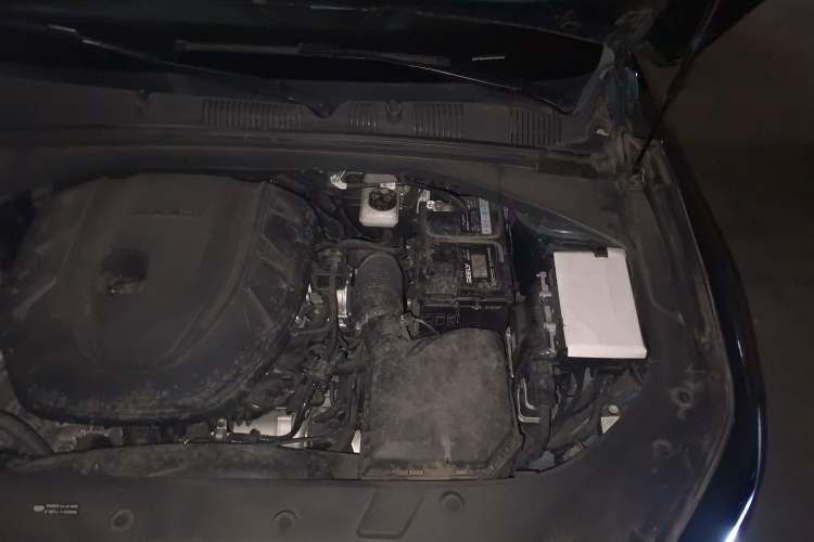 Used Geely Auto Preface 2024 2.0TD Qingyun Edition Engine Bay Left