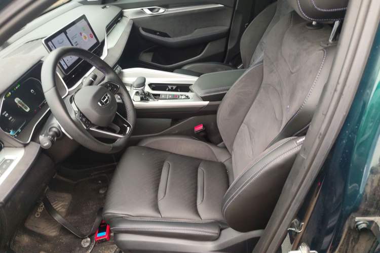 Used Geely Auto Preface 2024 2.0TD Qingyun Edition Left Front Seat