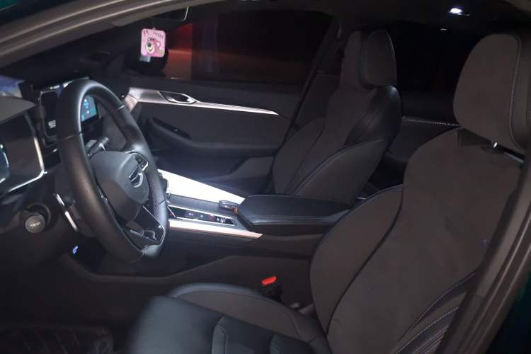 Used Geely Auto Preface 2024 2.0TD Qingyun Edition Left Front Seat