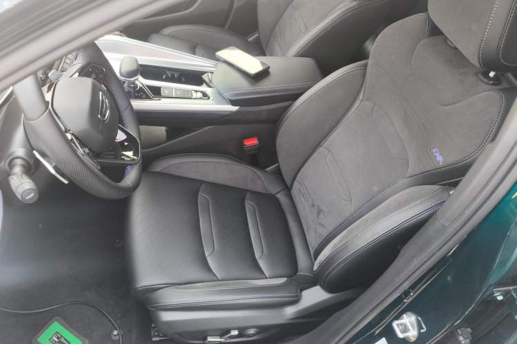 Used Geely Auto Preface 2024 2.0TD Qingyun Edition Left Front Seat