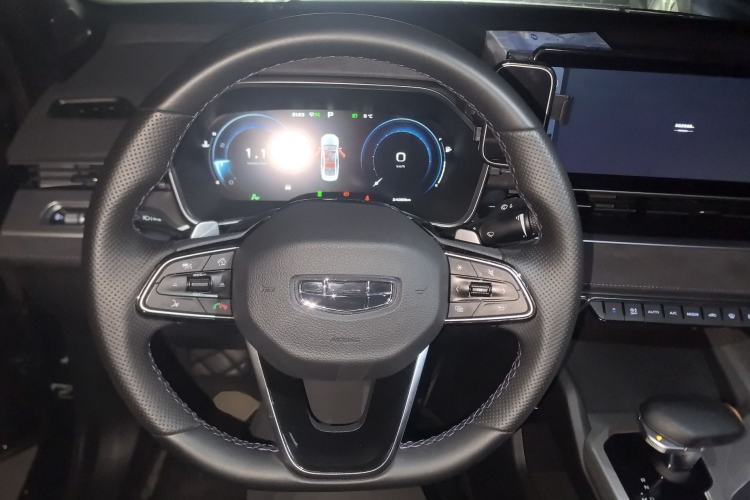 Used Geely Auto Preface 2024 2.0TD Qingyun Edition Steering Wheel